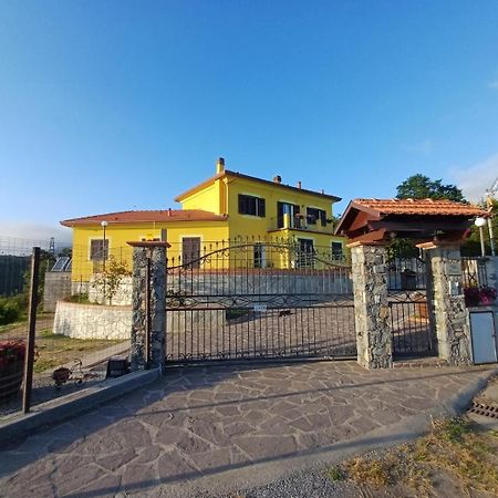 Joivy Villa Guanna - Charming Flat With Garden Bracco Extérieur photo