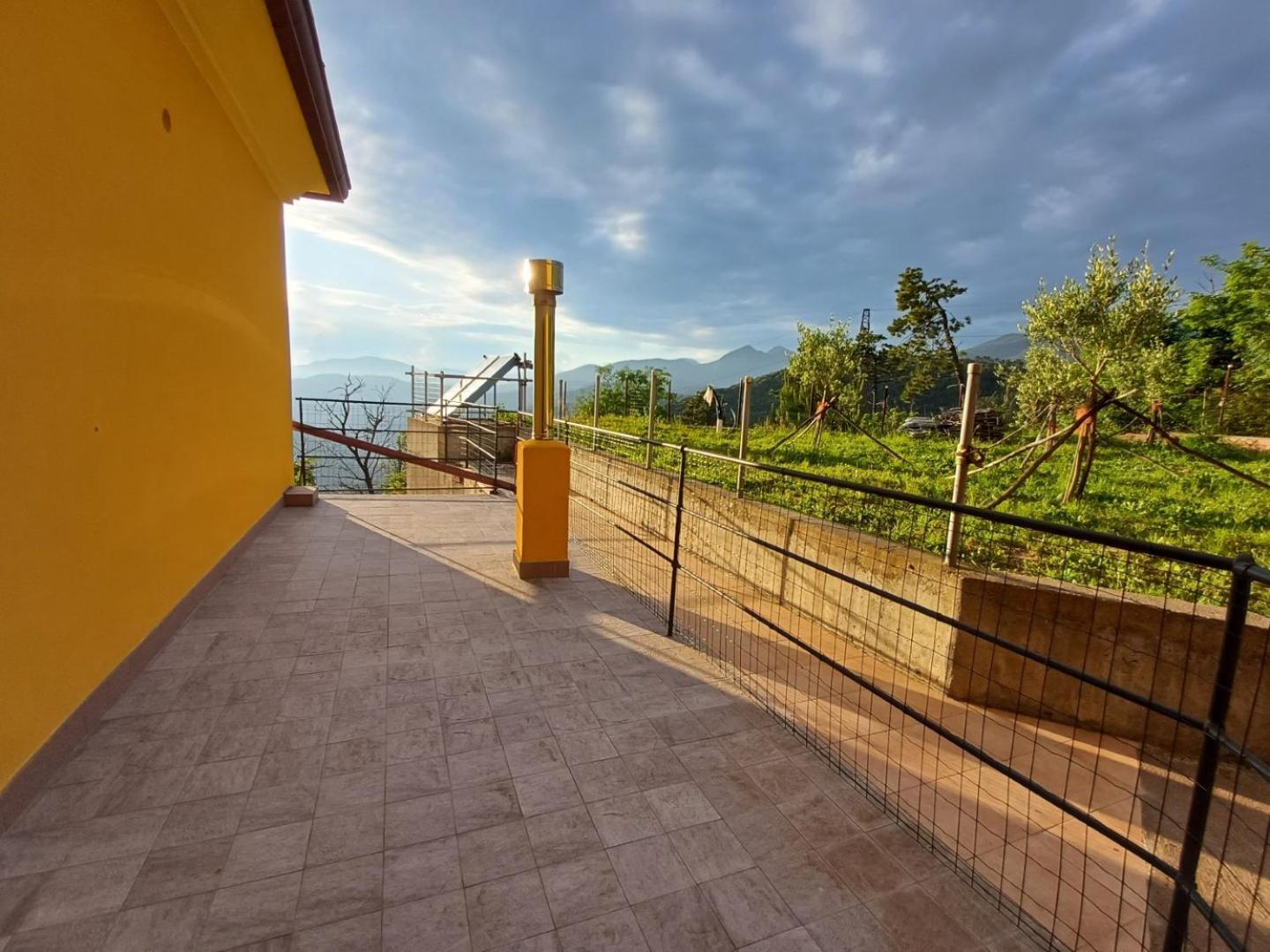 Joivy Villa Guanna - Charming Flat With Garden Bracco Extérieur photo